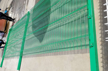 4mm Wire Dia Welded Mesh Fencing , High Security Fence Powder Coated